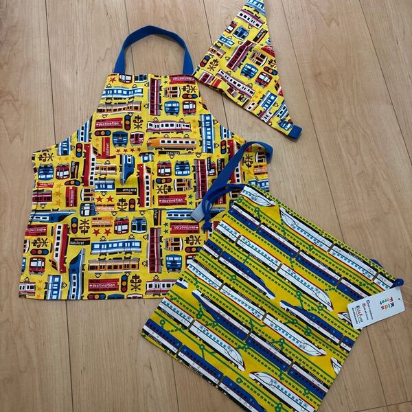 ☆GW限定値下げ☆キッズフォーレ おまとめ エプロン 三角巾 巾着