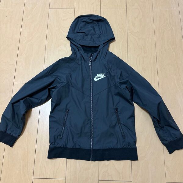 NIKE ウィンドブレーカー キッズサイズ S(130〜140)