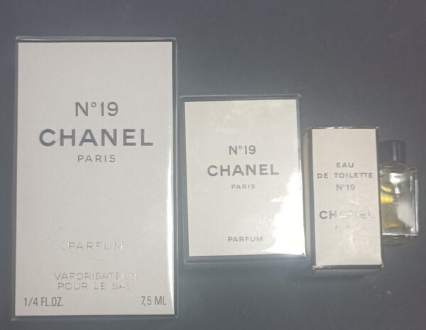 CHANEL N°19 香水セット 新品未使用品