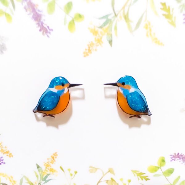 小さなピアスシリーズ★カワセミのピアス/ノンホールピアス(樹脂イヤリング)