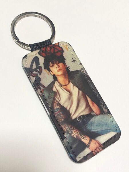 bts ジョングク キーホルダー 韓国グッズ グク 写真 キーリング