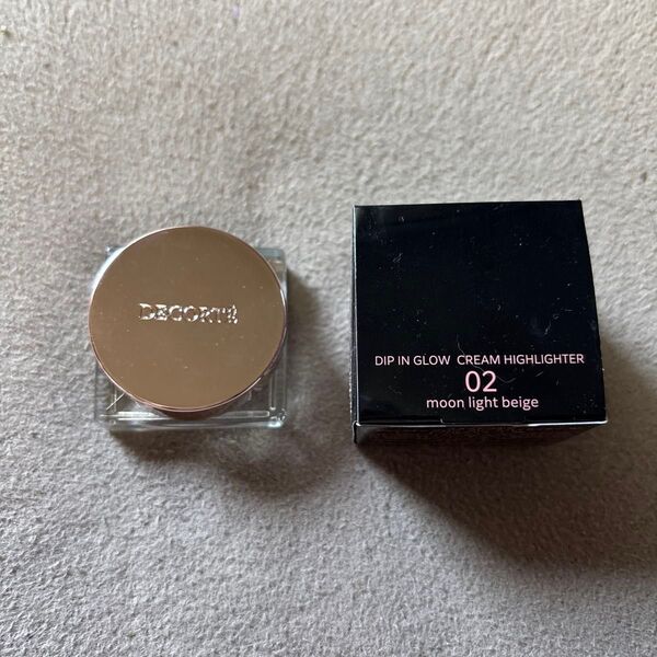 コスメデコルテ ディップイングロウ クリームハイライター 02 moon light beige