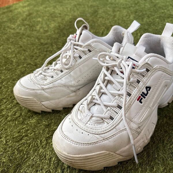 FILA スニーカー 白