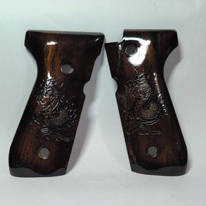 ベレッタM9シリーズ 塗装グリップ4 ドラゴン