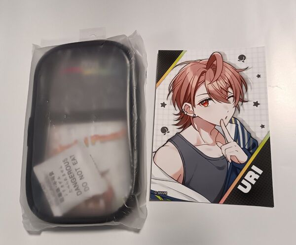 カラフルピーチ うりさん ガジェットポーチ & セブンイレブン プロマイド