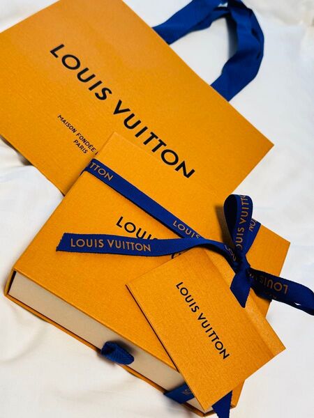 LOUIS VUITTON ショッパー 空箱 リボン メッセージカード セット