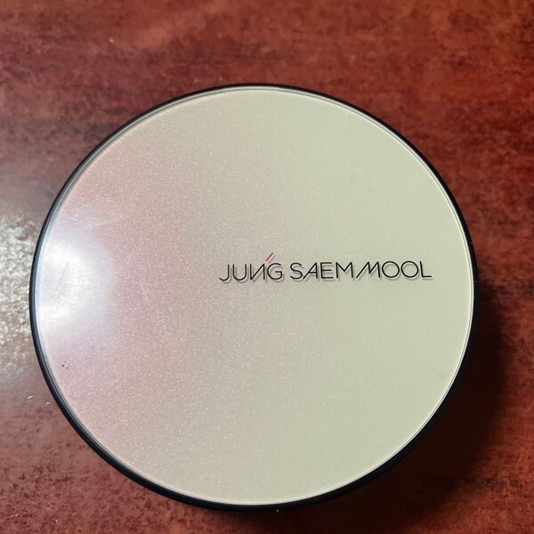 JUNG SAEM MOOL エッセンシャルスキンヌーダークッションケースのみ