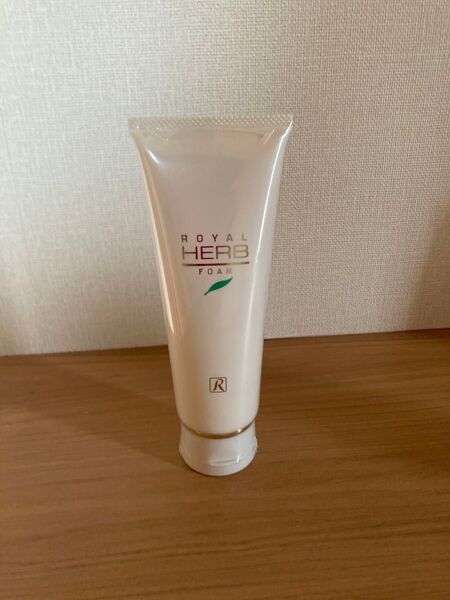 ロイヤル化粧品ハーブフォーム120g