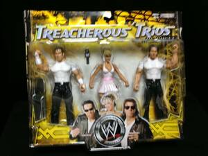 JAKKS：WWE Treacherous Trios 3Pack Series 8 デュース、チェリー＆ドミノ（未開封品）