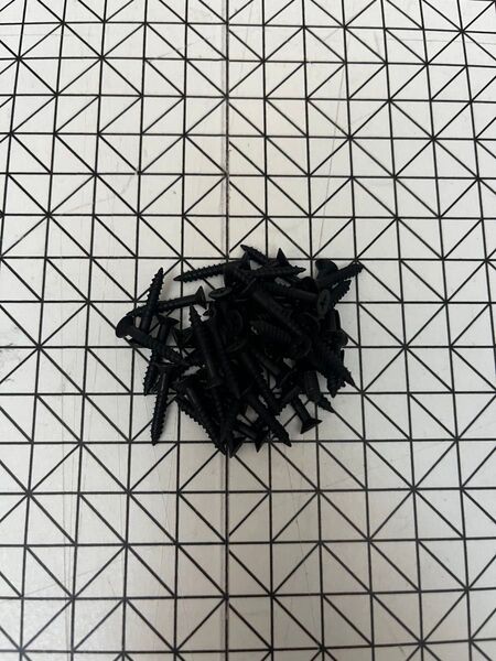 ステン 木ねじ 皿3.1×20 ブラック 50本