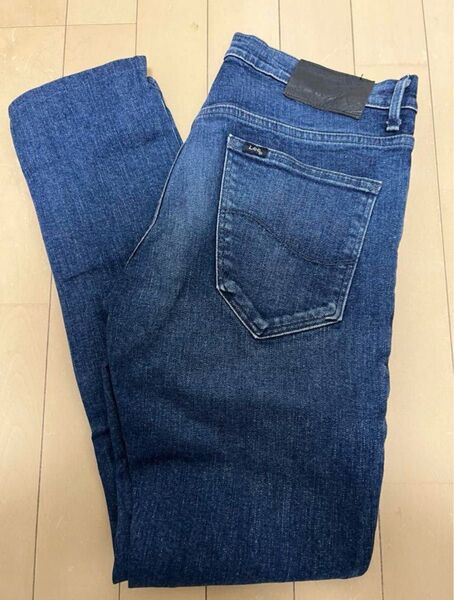 Leeデニムパンツ