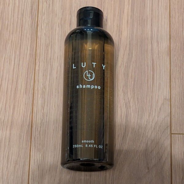 ルーティー シャンプー スムース 250ml