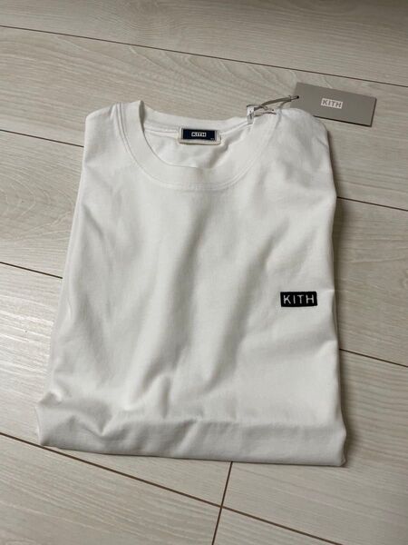 kith tシャツ