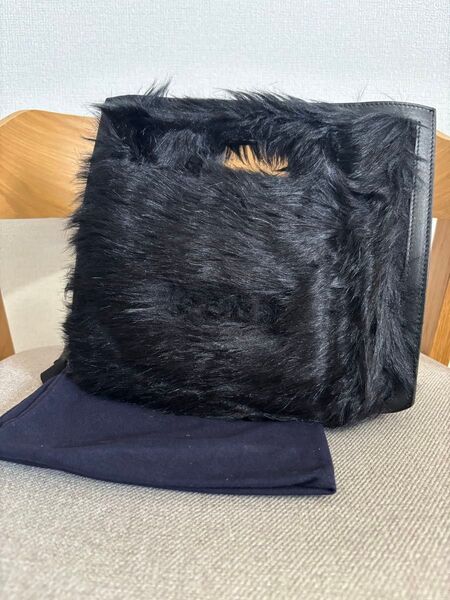SACAI サカイ ハンドバック ファー ブラック レザー