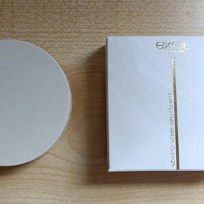 エクセル スキンフラッターセラムクッションSF 01