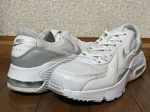NIKE WMNS AIR MAX EXCEE 23.5cm