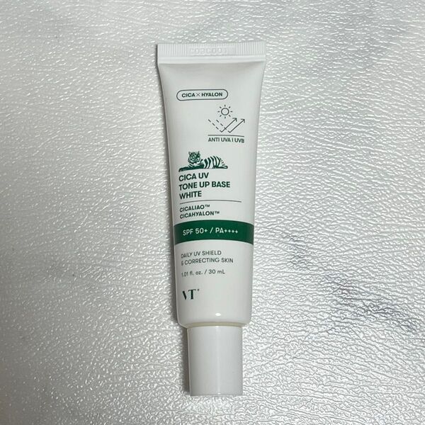 VT CICA UVトーンアップベース ホワイト 30ml 化粧下地