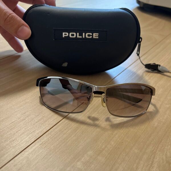 【本日のみ】POLICE ポリス サングラス S8912J Titanium
