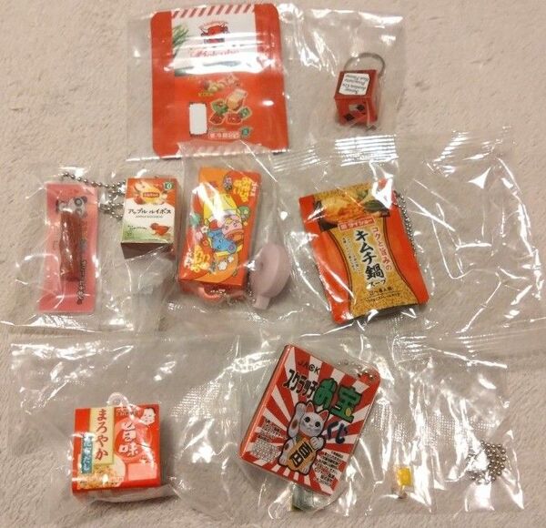 ガチャガチャ ミニチュア 食品ガチャ まとめ売り 7点 赤系