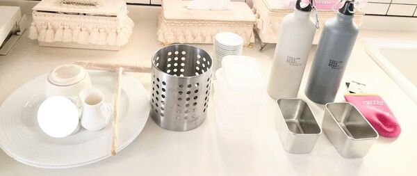 プリン容器18個陶器シュガー容器ミルクピッチャー1種クレープ棒ステンレスカトラリーケース大皿他16種set