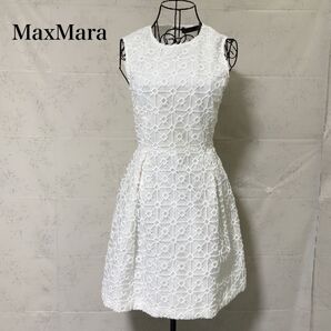 MaxMara 黒タグ 背中開きワンピース ワンピース 総柄 ひざ丈