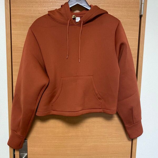 パーカー スウェット フーディ テラコッタ H&M クロップド ショート丈