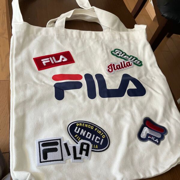 FILAショルダートートバッグ(白)