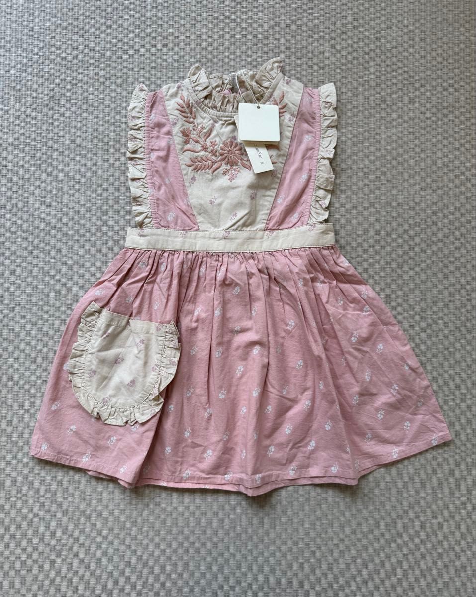 新品】Apolina ワンピース 7-9y|Yahoo!フリマ(旧PayPayフリマ) 新品】Apolina ワンピース 7-9y|Yahoo!フリマ(旧PayPayフリマ)