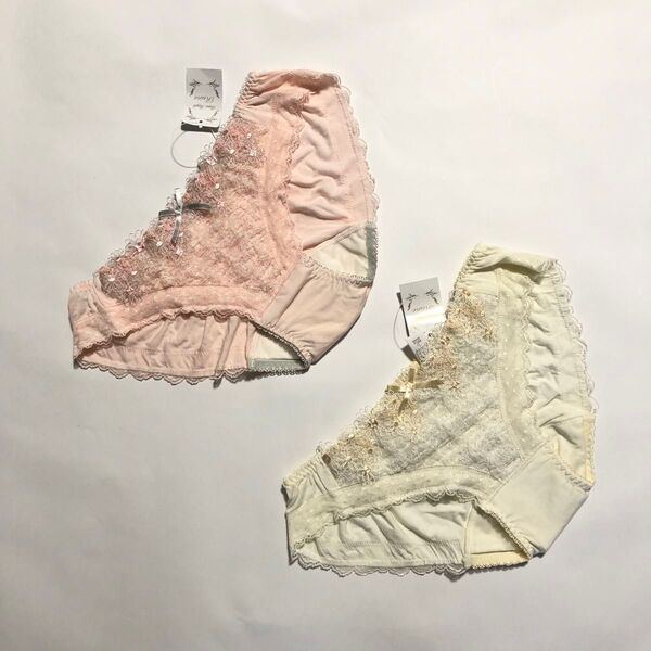【Risa Magli】可愛いもこもこ生地 小花の刺繍×クリーム・小花の刺繍×ピンク サニタリーショーツ 2枚セット Lサイズ♪