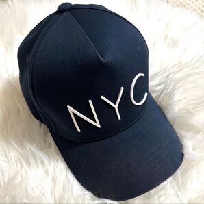 NYC キャップ 帽子 ロゴ ネイビー系 目立った傷や汚れなし 美品