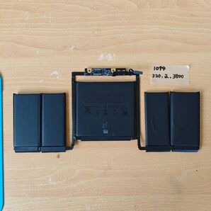 【状態正常】純正品 Macbook Pro 2016 2017 A1706用バッテリー 320回、正常、3800mAh