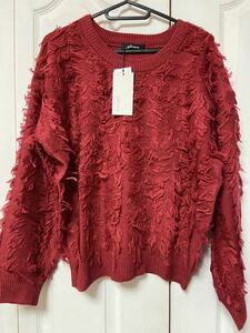 ◆新品　未着用　赤　セーター