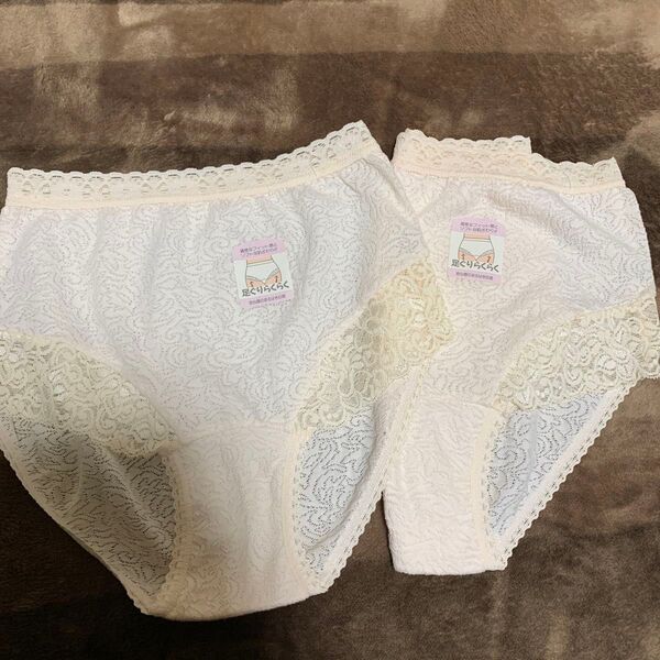 足ぐりゆったりショーツ 2枚セット Mサイズ オフホワイト 新品未使用