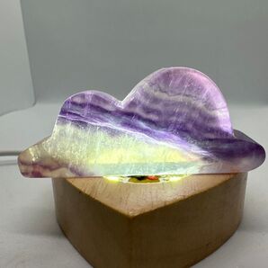 ①フローライトの雲型の置物(最終価格です。)