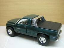 ★☆★ DODGE RAM 1500 SLT DIE-CAST 1/32 四輪駆動（中古）★☆★_画像3