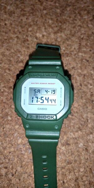 カシオ DW-5600M 電池交換済み