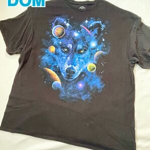 DOM UネックTシャツ ブラック地 宇宙とウルフ柄 2XLサイズ