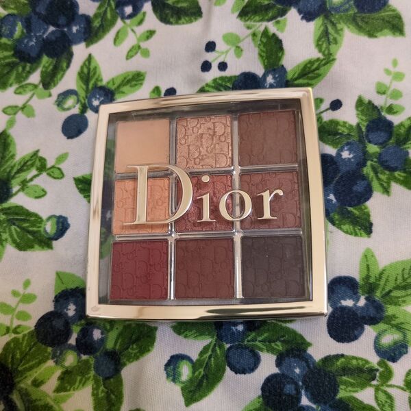 Dior バックステージ アイパレット03