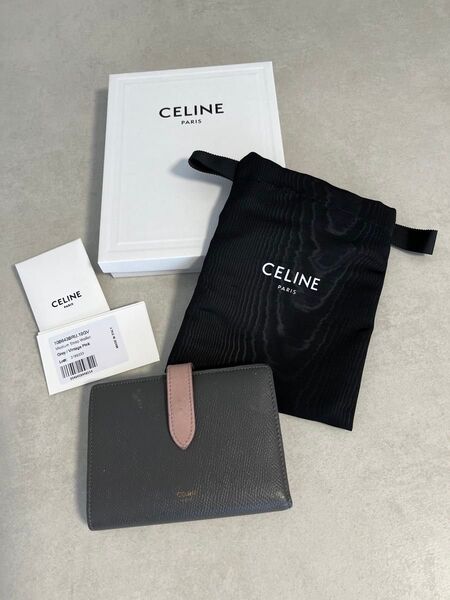 CELINE ミディアムストラップウォレット grey