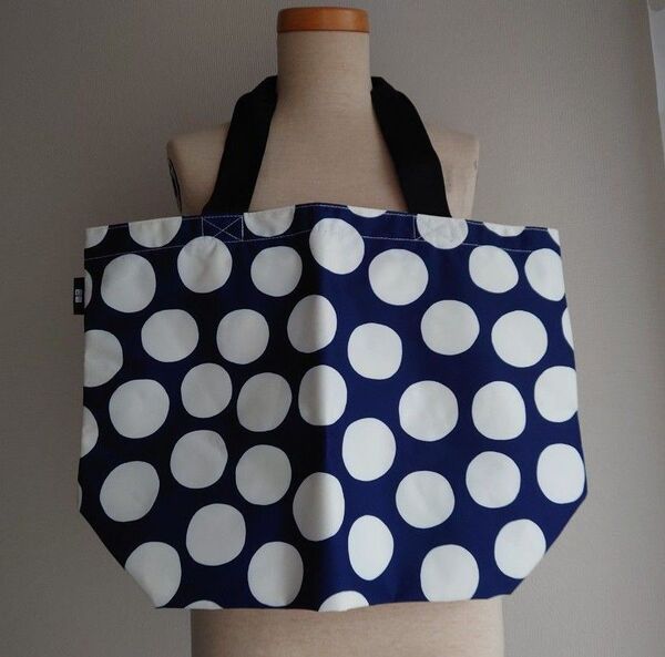 新品 ユニクロ×マリメッコ コラボトートバッグ 水玉模様 Marimekko 大容量