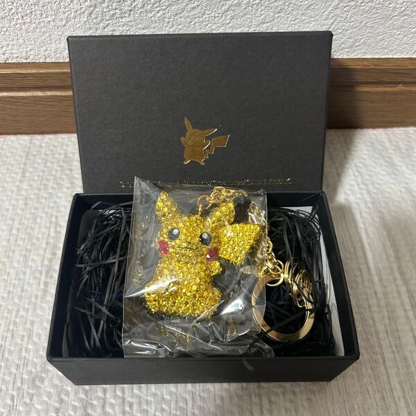 SWAROVSKI スワロフスキー ピカチュウ ポケモン おすわりピカチュウ