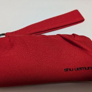 shu uemura ミニポーチ 赤