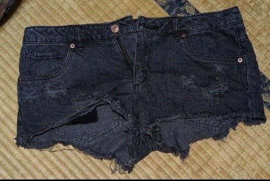 デニムショートパンツ ダメージ加工 ブラック