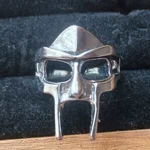 MF DOOM マスクリング 指輪 メタル製 アンティークシルバー風 ラッパー HIPHOP 新品未使用品!