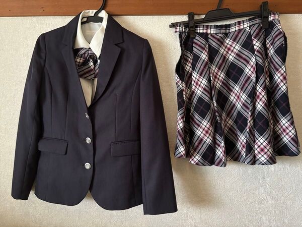 165センチ女子スーツ キャサリンコテージ