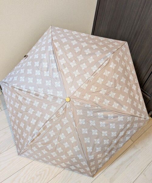新品 資生堂 限定非売品 ノベルティ 晴雨兼用折り畳み傘 ベージュ 柄 日傘 傘