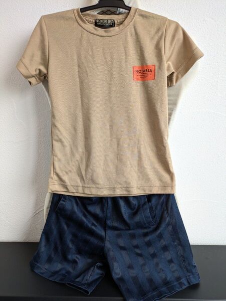 男の子半袖Tシャツ120☆おまけでハーフパンツ☆お着替え袋