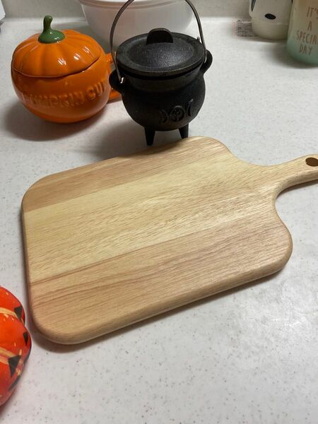 新品 アカシア カッティングボード まな板 お皿としても