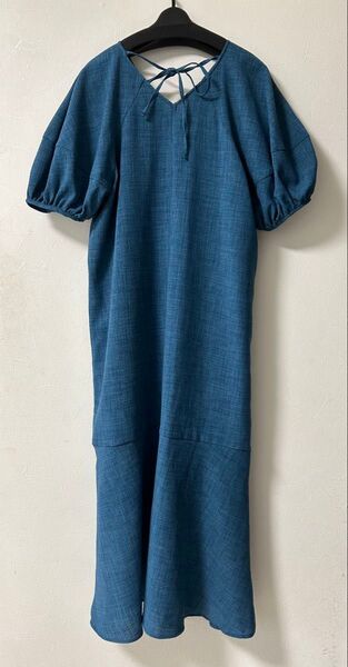 未使用 FAVORI バックリボン パフスリーブ マーメイド ブルーワンピース