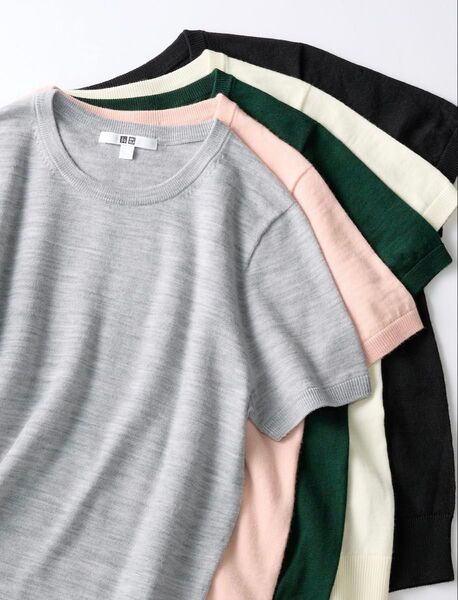 UNIQLO メリノクルーネックセーター